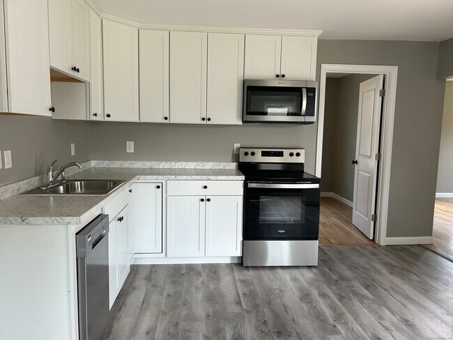 Photo - 38 Beecher St