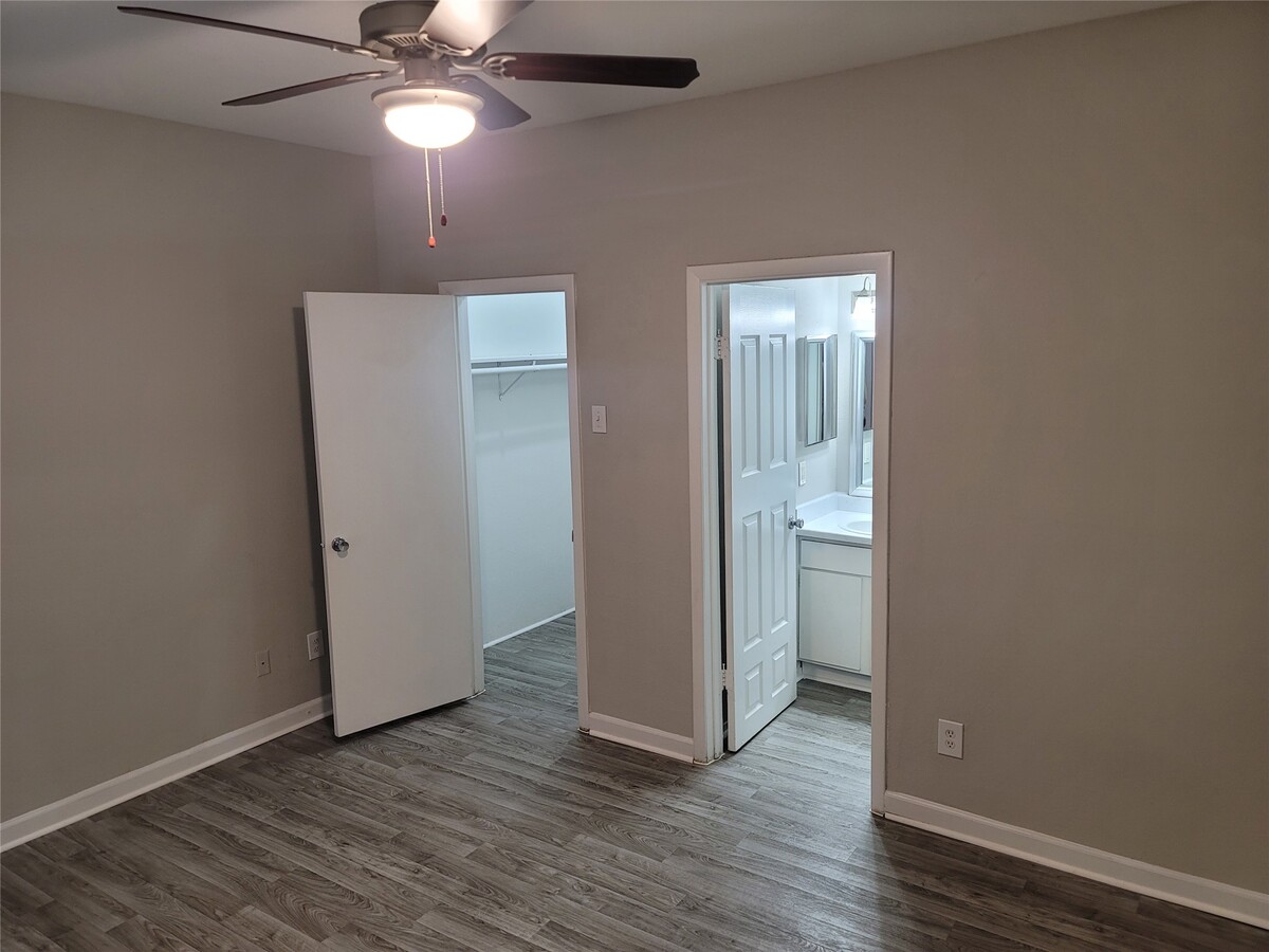 Photo - 7250 W Greens Rd Unidad 303