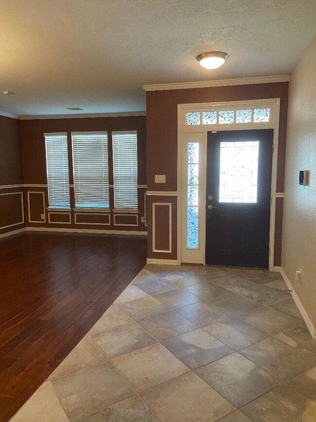 Photo - 16219 Peach Bluff Ln