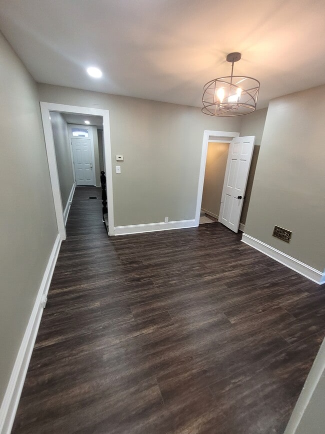 Photo - 1404 Aisquith St