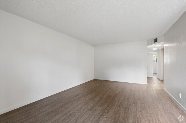 2BR, 1BA - 875SF - - Sunrise Center Apartments