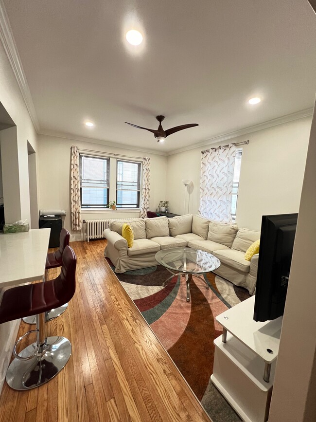 Photo - 82 Jersey St Condo Unit Fully Furnished NO FEE