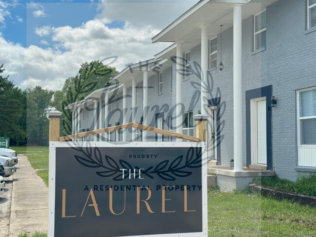 Photo - 453 S Laurel Rd