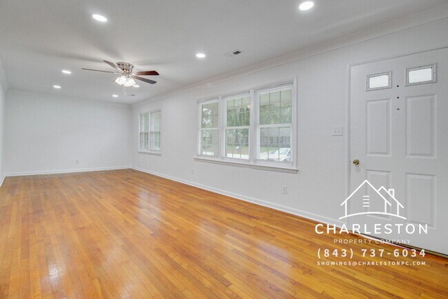 Photo - 816 E Estates Blvd Unit A