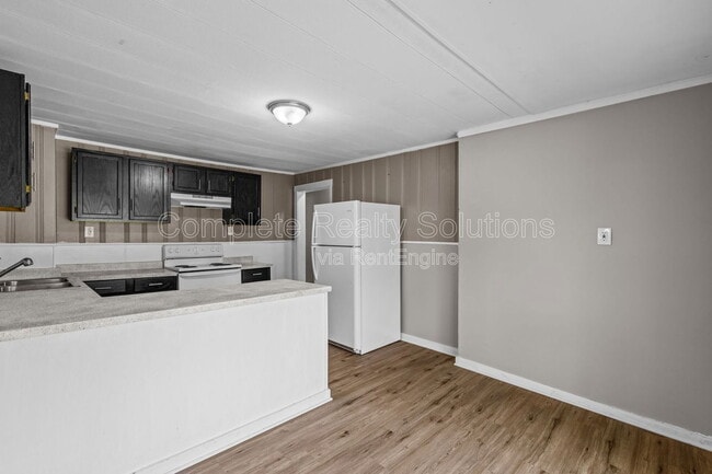 Photo - 2724 Pasteur Ave