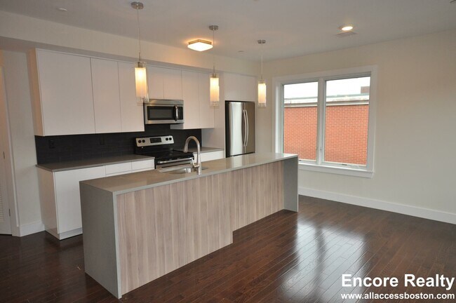 Photo - 659 Massachusetts Ave Unit 6