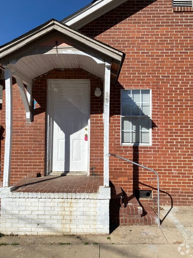 Building Photo - 1909/1911 SOUTH H STREET Unit 1909 Rental