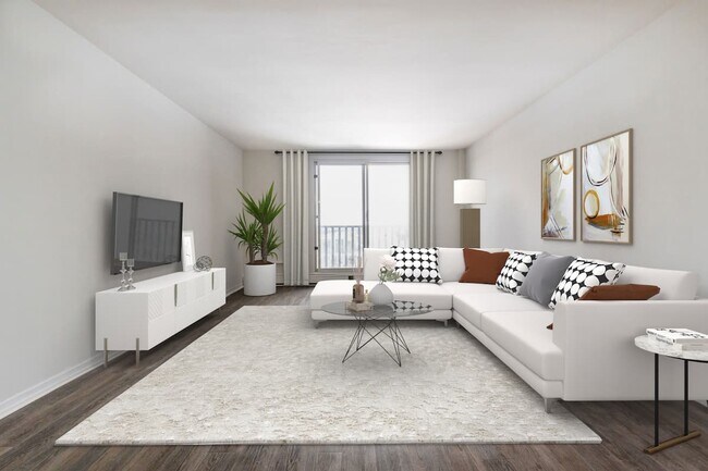 Photo - Oxford Square