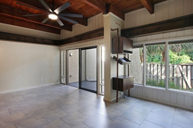 Photo - 115 Tomoka Trail