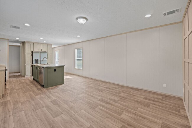 Photo - Peaceful 3 Bedroom Rental Home on 1 Acre – Lawn Care Included