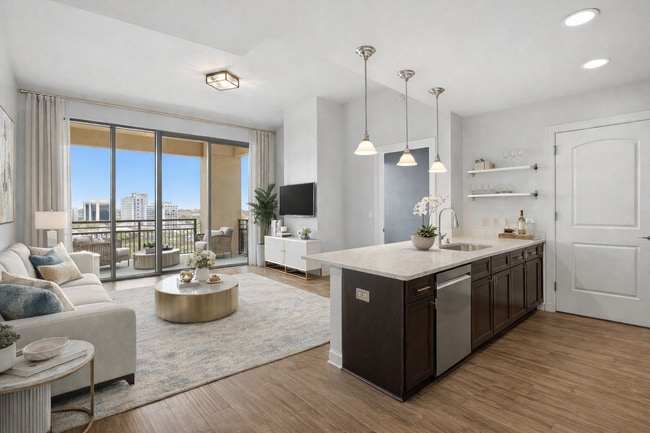 Photo - 701 Royal Ct