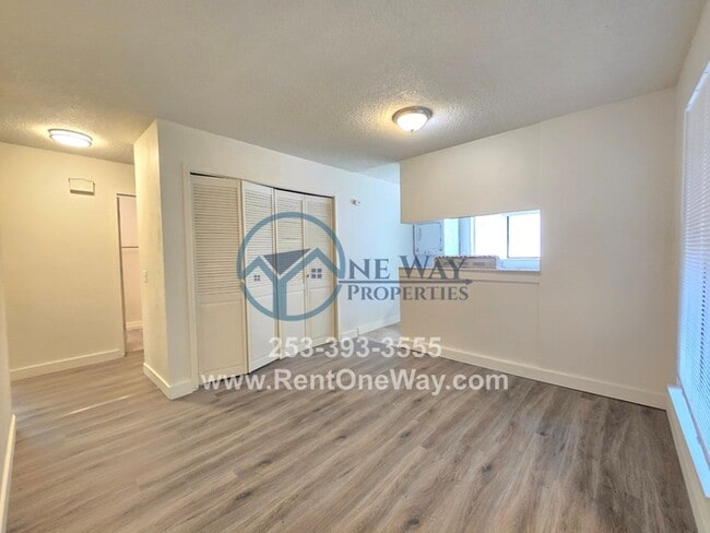 Photo - 2604 92nd St S