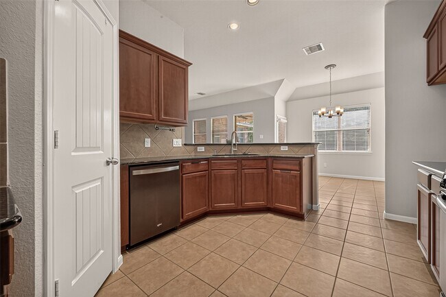 174 Maple Grove Dr