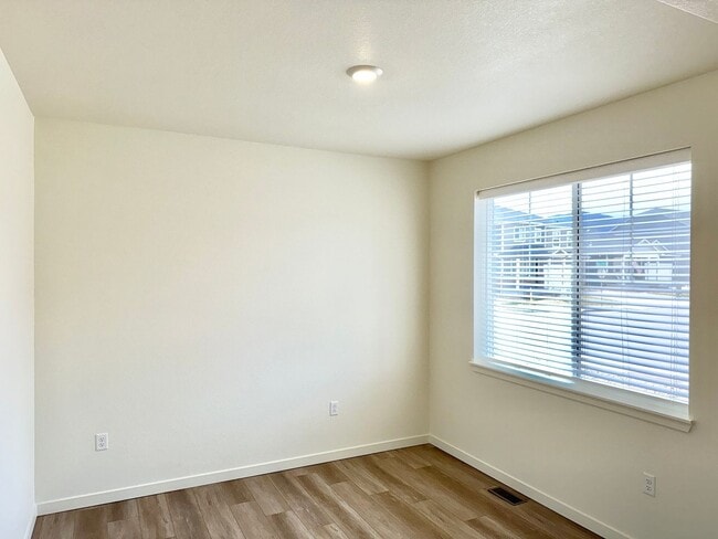 Photo - Beautiful 2 Year Old Home In Monument, wit...