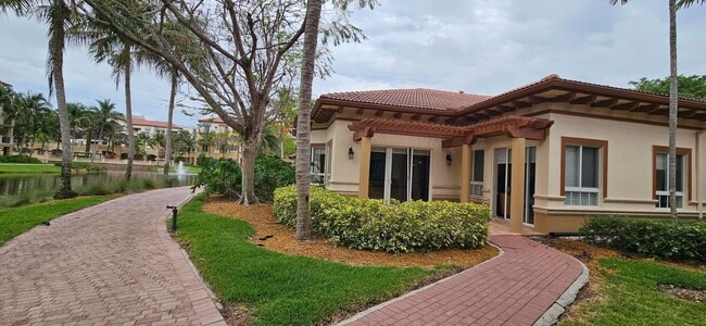 Building Photo - 16117 Emerald Estates Dr