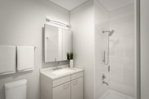 Photo - 76 E Lake St