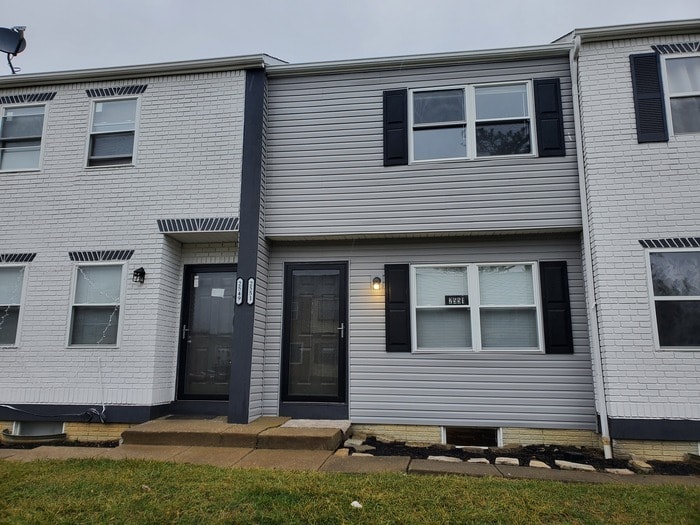 Renovated Townhome Near Sawmill - Renovated Townhome Near Sawmill