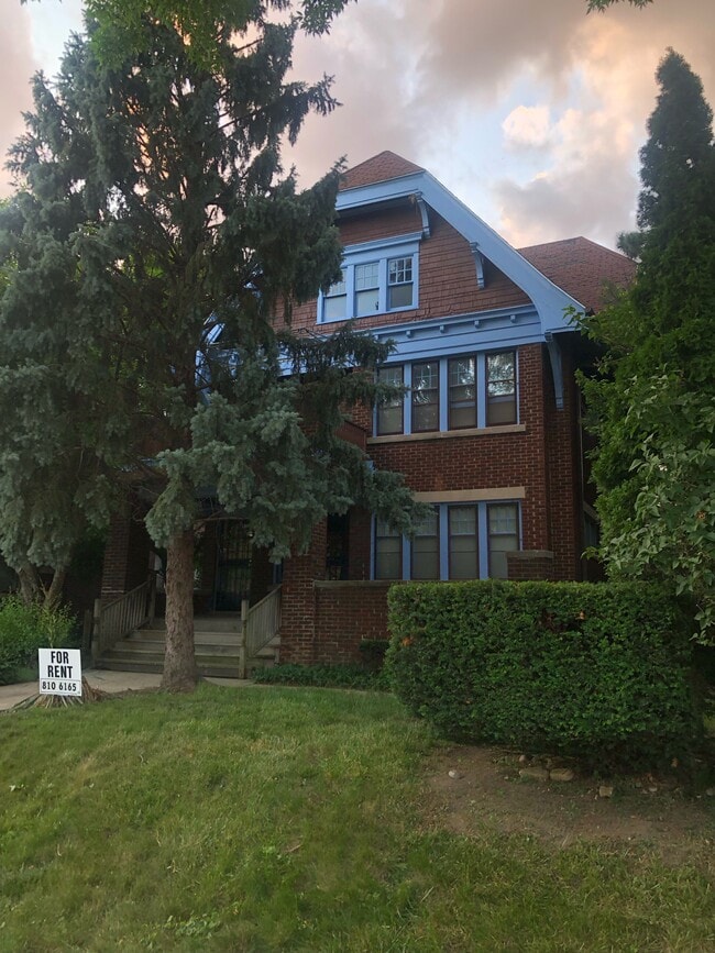 Building Photo - 3106 W State St Rental
