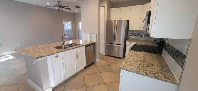 Photo - 219 Lake Monterey Cir