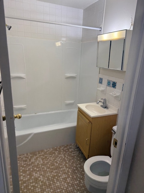 Photo - 1139 Thorndike St Unit 4