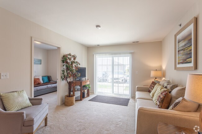 2BD 1BA 825 sq. ft.