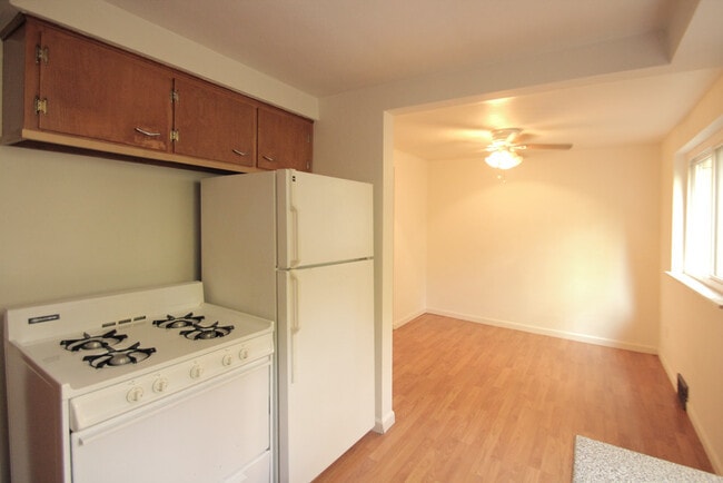 Photo - 408 South Ave