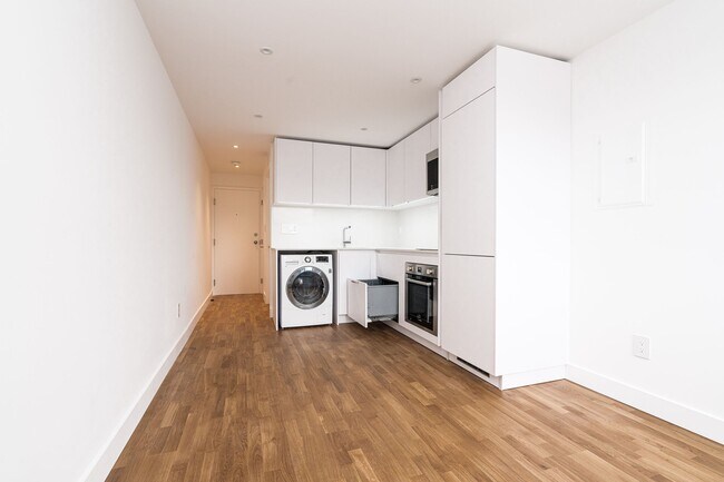 Photo - 800 Richmond St W Unit 467