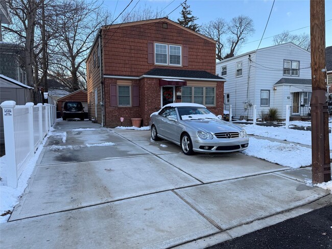 Photo - 33 Howard Pl Townhome