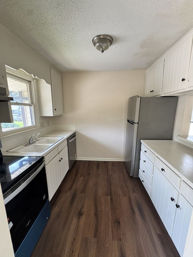 Photo - 155 Stoney Ridge Rd
