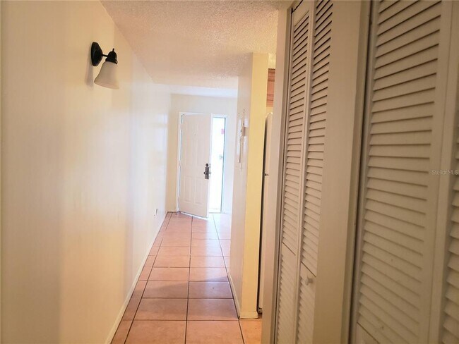 Photo - 7100 Waterside Dr