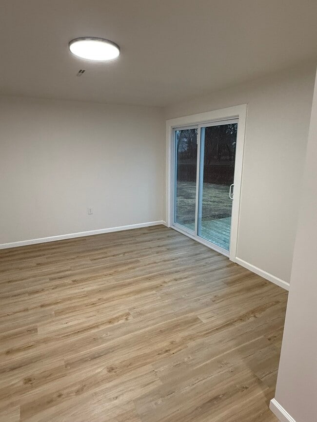 Photo - Lovely 3 bedrooms and 2 full baths ranch home located off Antioch Rd on W 81st St in Overland Park