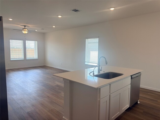 Photo - 1214 Sandy Shore Ln