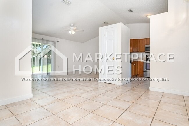 Photo - 980 Fleming St