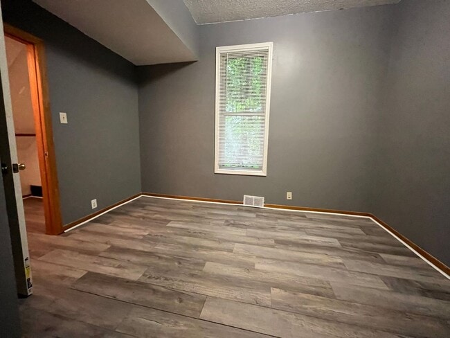 Photo - 666 Sims Ave Unit 1