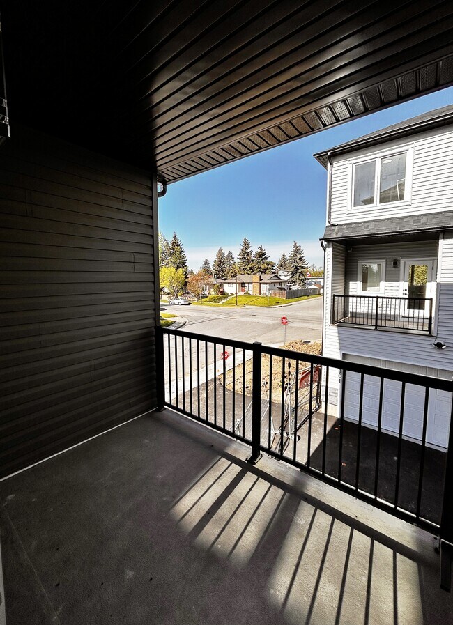 Photo - 6510 Rundlehorn Dr NE
