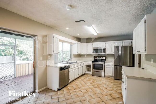 Photo - 1826 NW 85th Dr