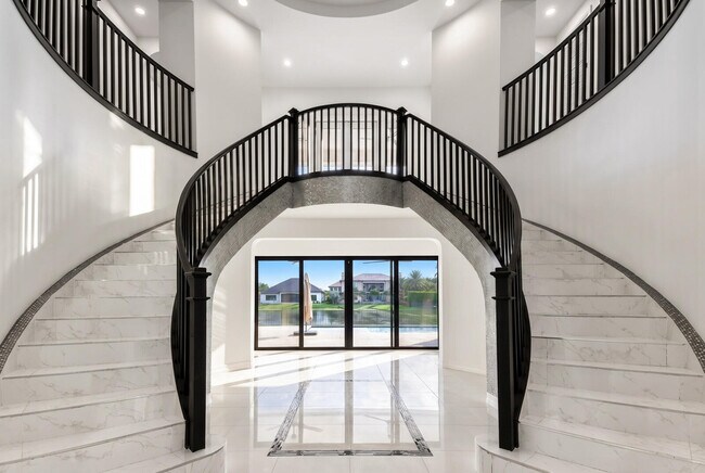 Photo - 9065 Watercrest Cir E