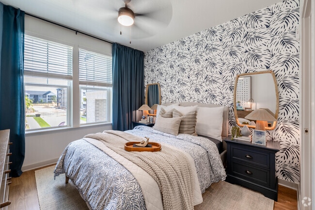 B1-Alt 1 - 2BR, 2BA - 1,096SF - Second Bedroom