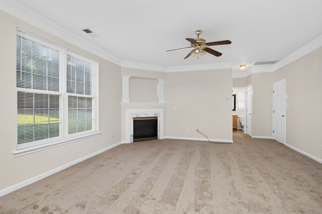 Photo - Beautiful Four Bedroom in Crismark Community!