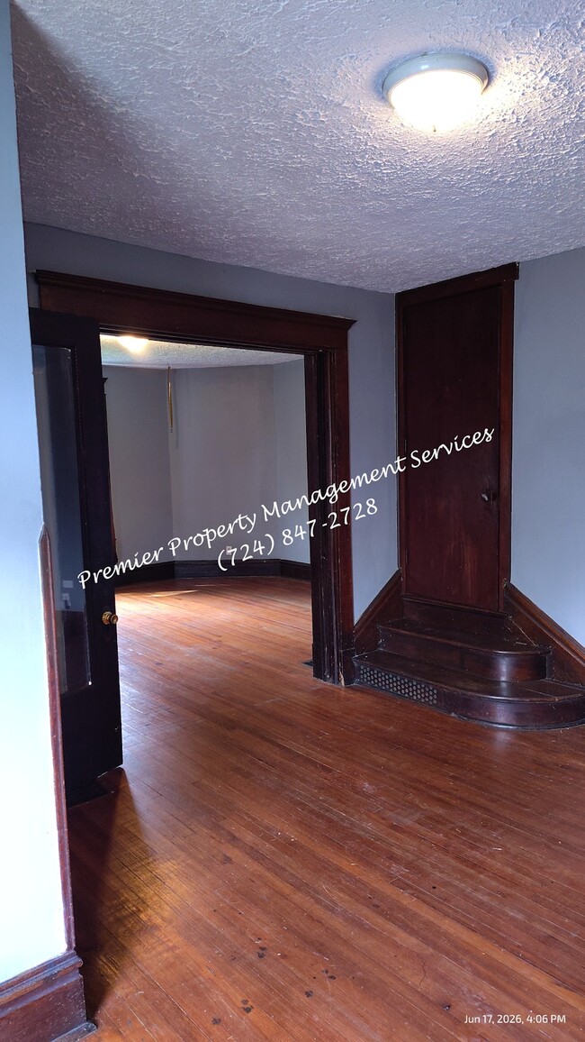 Photo - 522 W Madison Ave Unit 1