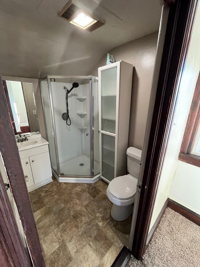 Photo - 913 N York Rd Unit Link Property 2nd Floor