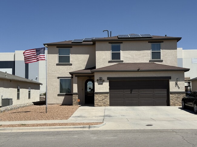 Photo - 13049 Aerodrome Ave