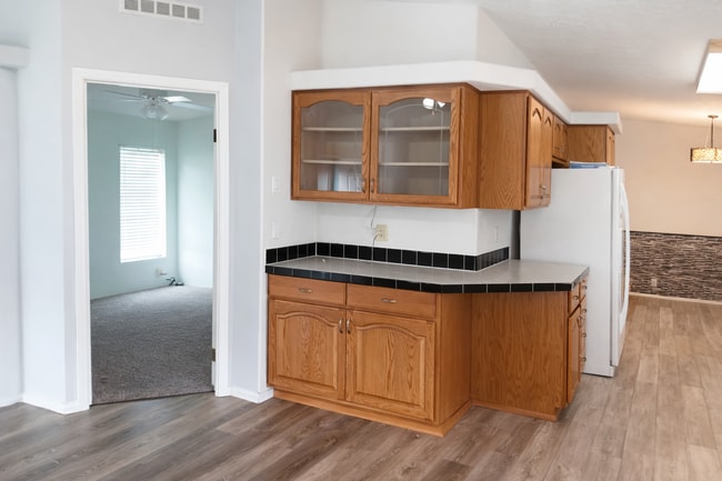 Photo - 2806 Sharon Dr