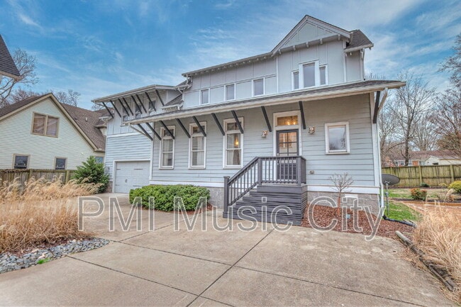 Building Photo - 1537B Battlefield Dr