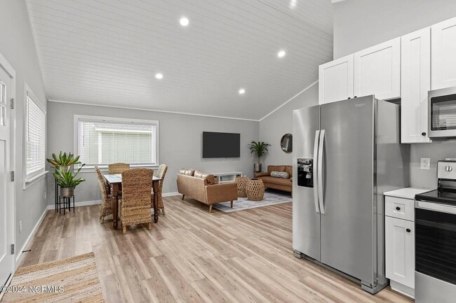 Photo - 148 Long Pond Lp