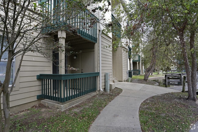 Willowbrook Apartments