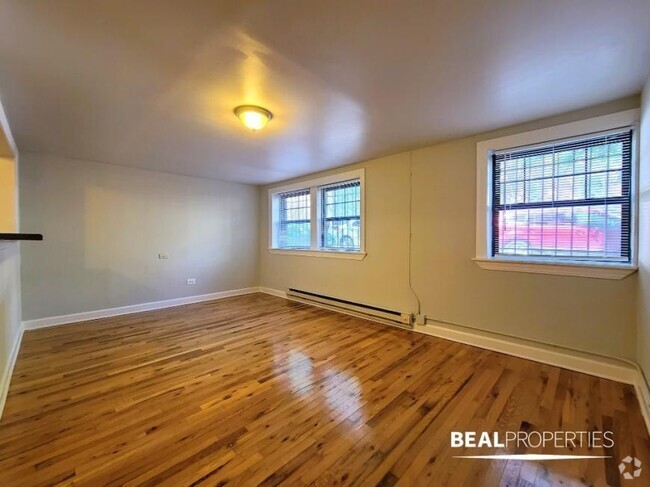 Building Photo - 1 bedroom in CHICAGO IL 60657 Unit GDN Rental