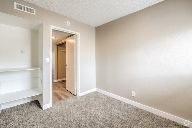 Building Photo - 301 Orland St Unit 18 Rental