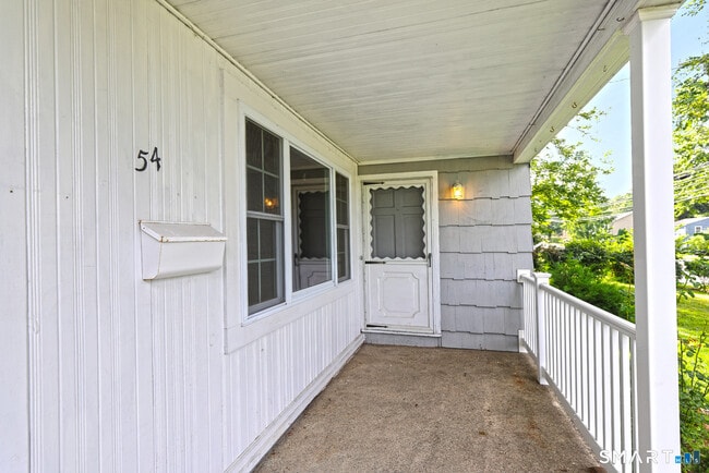 52-54-54 Pond Point Ave