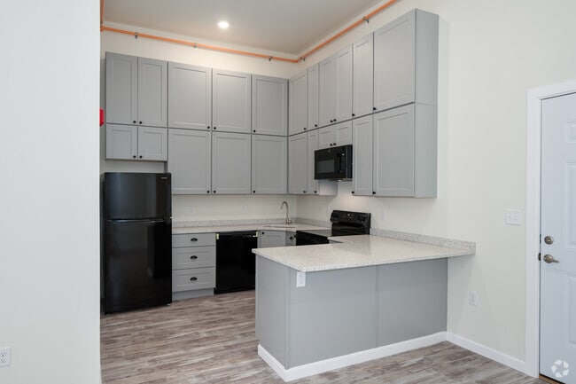 1BR, 1BA - 700SF - Kitchen